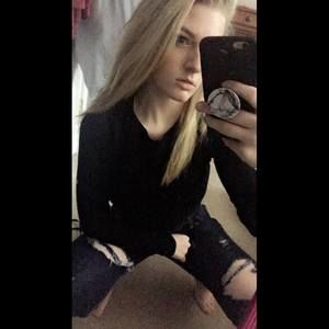 Meet your Posher, Adrianna